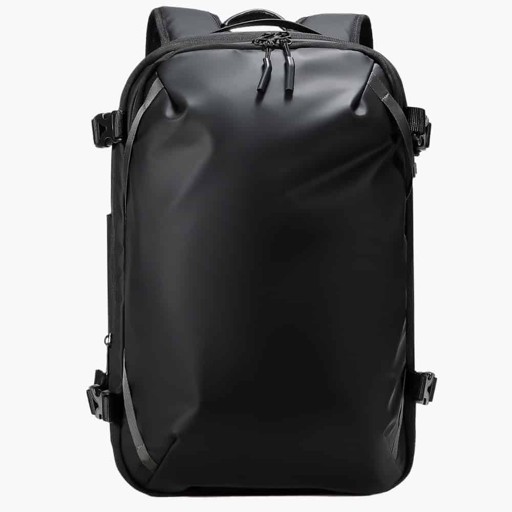 75303b4b ec33 4098 a5d7 b343b5ed823f.jpg Black modern backpack