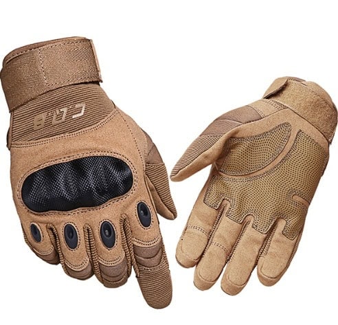 Tactical gloves for outdoor use
